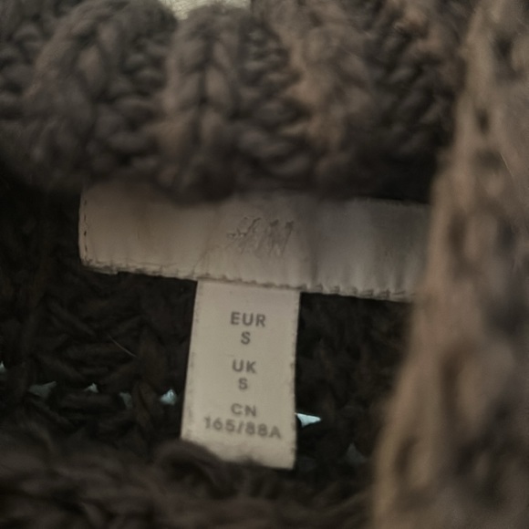 Cozy turtleneck sweater - Picture 2 of 2